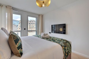 Graceful Apartment image 6