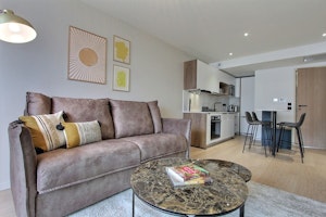 Graceful Apartment image 2