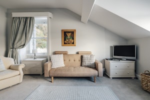 The Marquess image 14