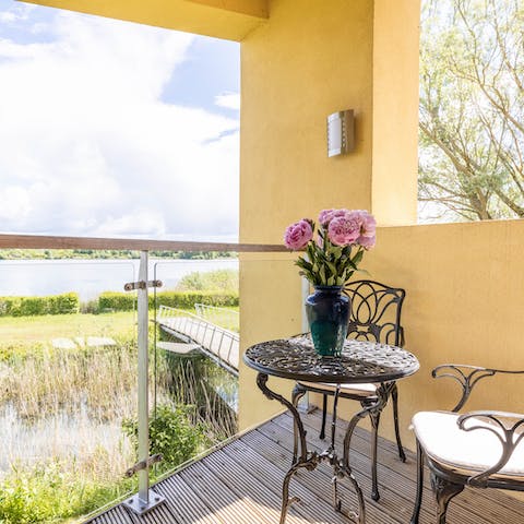 Enjoy a brisk morning coffee out on the bistro table, overlooking the beautiful Somerford Lagoon