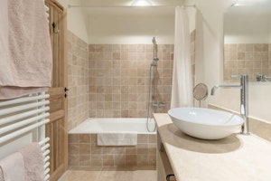 Little Luberon image 8