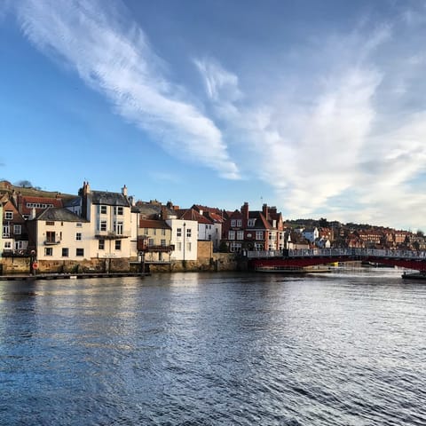 Enjoy your stay in Whitby with its many attractions situated within easy walking distance 
