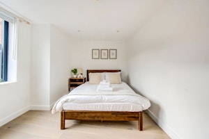 Blossom Hideaway image 11