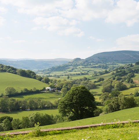 Explore sublime nature at Brecon Beacons National park