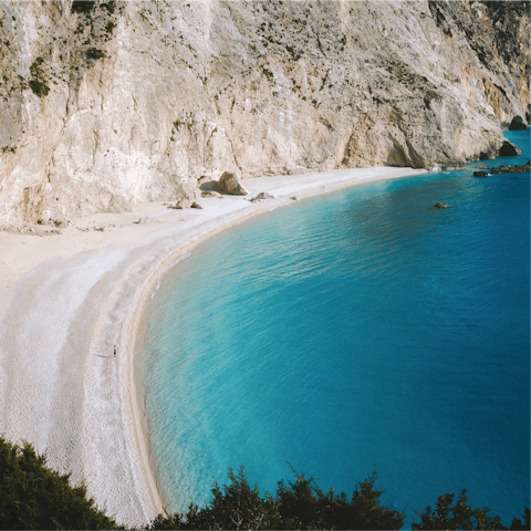 Explore the rugged coastline of Lefkada – and visit one of the local beaches