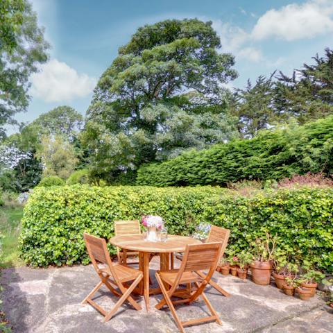 Enjoy a drink on warm evenings in the gorgeous garden