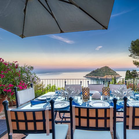 Dine alfresco while taking in the breathtaking views 