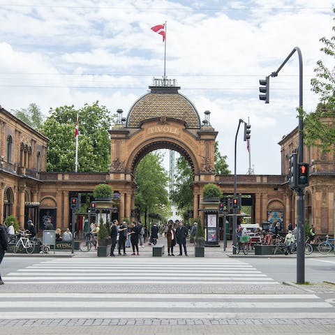 Close to Tivoli and Rådhuspladsen