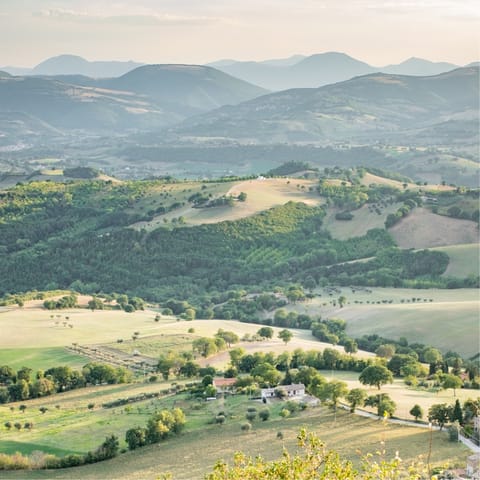 Treat yourself to a hilltop retreat in the heart of Le Marche