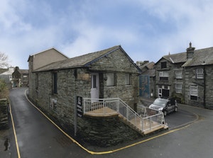 Ambleside Retreat image 11
