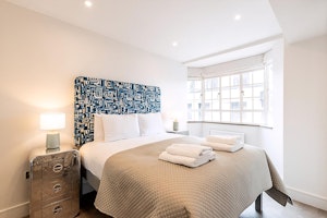 An Artisan Home image 3