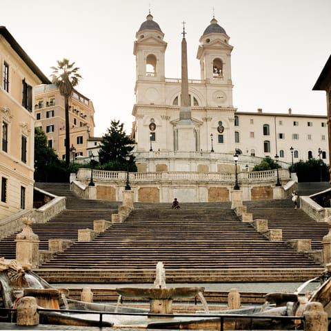Stroll to the nearby Spanish Steps and revel in the atmosphere