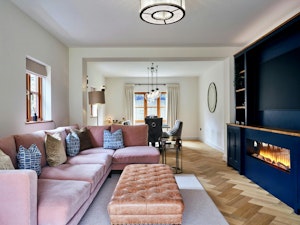 Exmouth Elegance image 1
