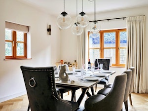 Exmouth Elegance image 14