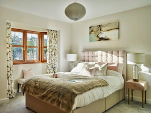 Exmouth Elegance image 5