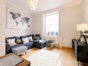 Pimlico Regency image 15