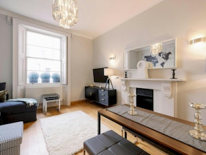 Pimlico Regency image 3