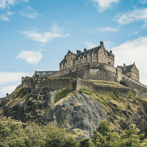 Make the twenty-seven minute walk to visit the iconic Edinburgh Castle