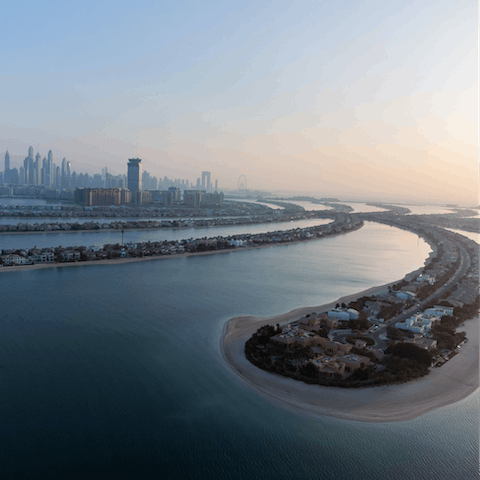 Explore the upmarket dining options on the exclusive Palm Jumeirah island