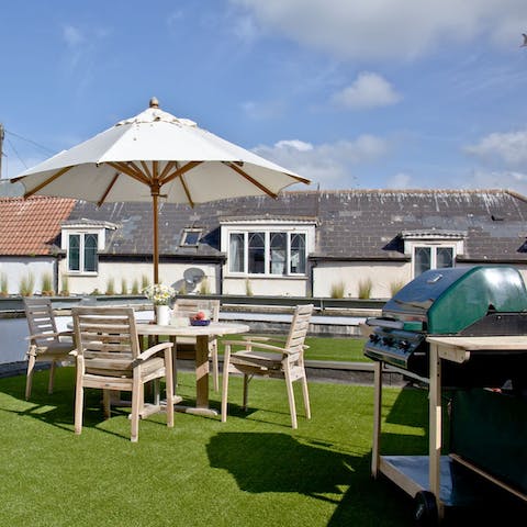 Make the most of the sunshine and enjoy barbecues on your roof terrace