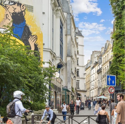 Explore the lively 2nd arrondissement in the heart of Paris