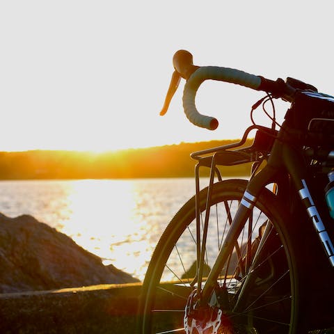 Explore the glorious surroundings on a bicycle, with dedicated storage and maintenance facilities at your home
