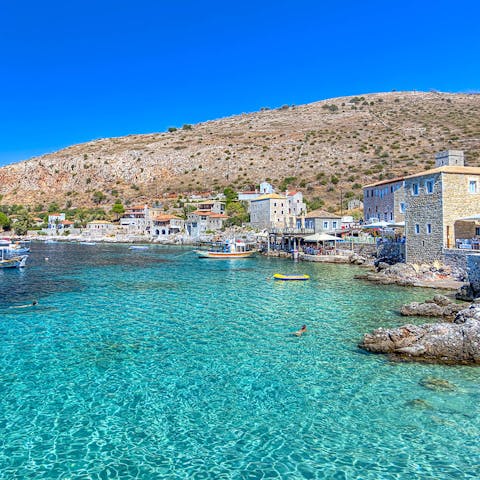 Experience the beauty of southern Greece from the Peloponnese