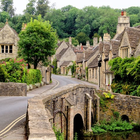 Explore the Cotswolds' picturesque towns and villages