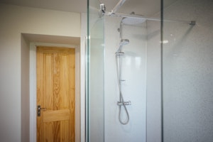 Pembrokeshire & Pages image 12