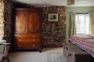 Pembrokeshire & Pages image 10
