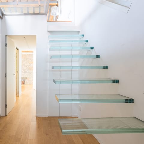 The floating glass staircase