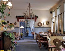 Try traditional Bavarian food at Zur Haxe