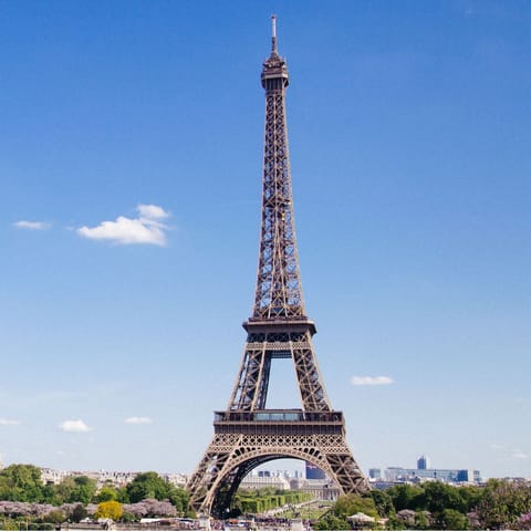 Visit the iconic Eiffel Tower – within walking distance