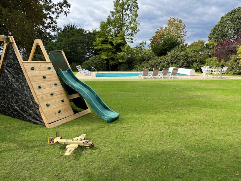Lofty Manor additional image