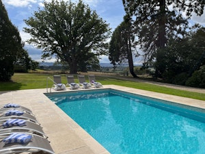 Lofty Manor image 3