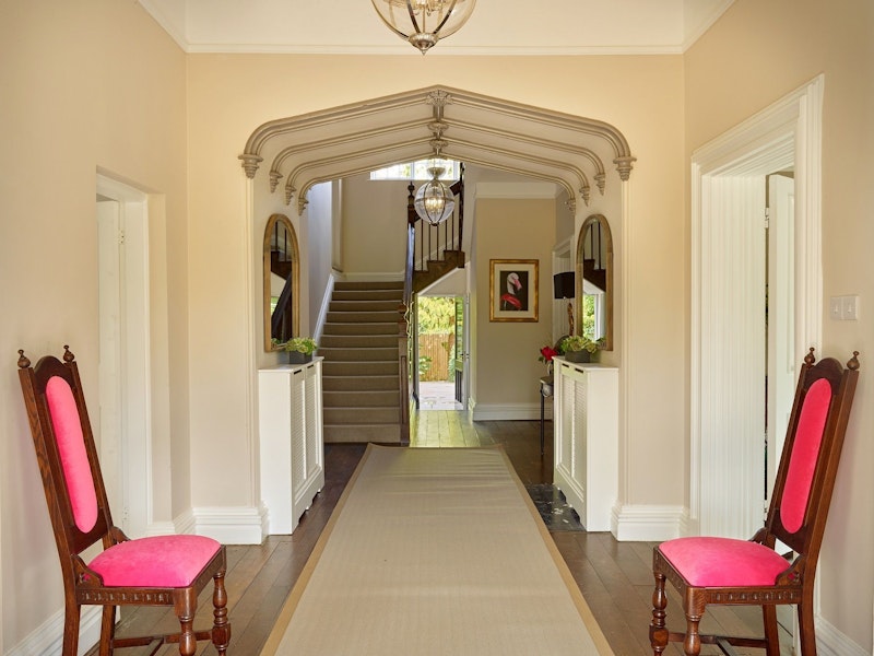 Lofty Manor additional image