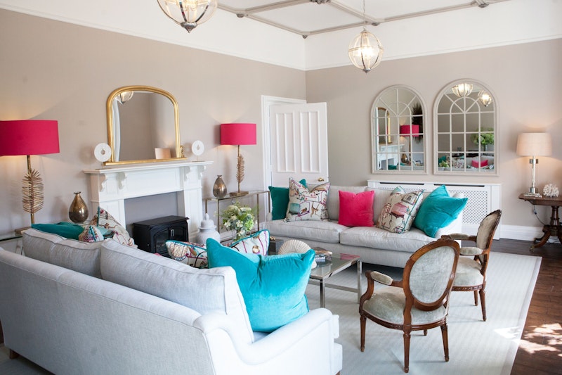 Lofty Manor main image