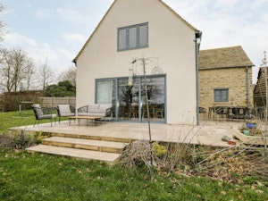The Willow Tree image 14