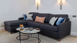 Knightsbridge Luxury image 6