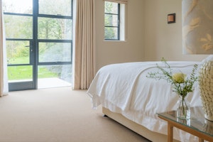 The Oasis House image 11