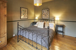 A Cosy Outlook image 10