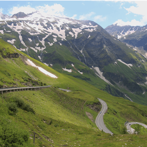 Enjoy the breathtaking views of mountains of the Hohe Tauern National Park
