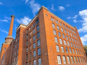 Red Brick Reverie image 11