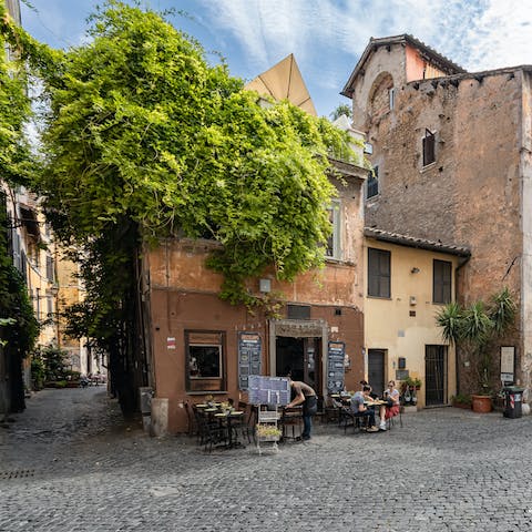 The charming Trastevere setting
