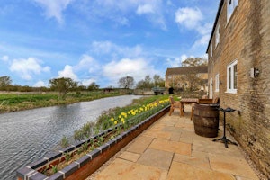 Rose by the River image 13