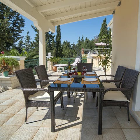 Share leisurely breakfasts under the shade of the pergola