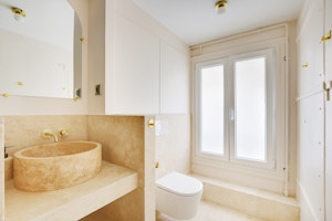 Almond Cream image 12