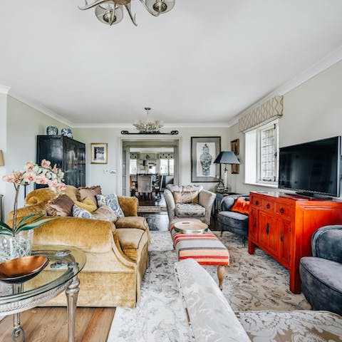 Kick back and relax on the comfy seating after a day out hiking through the breathtaking landscapes right on your doorstep