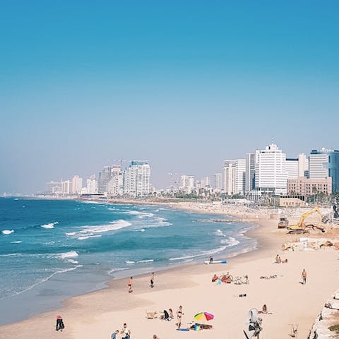 Feel inspired by the refreshing spirit of Tel Aviv 