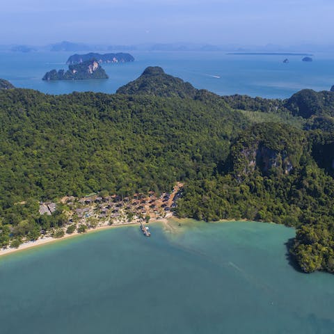 Discover the jaw-dropping beauty of Koh Yao Noi with one of the many activities and excursions on offer at the resort